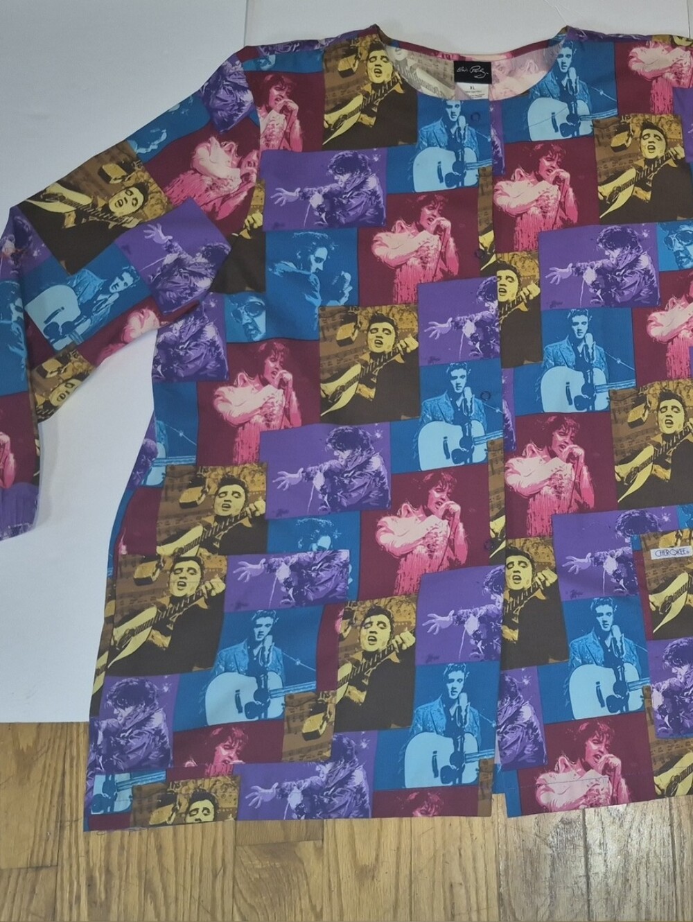 Cherokee XL Colorful Elvis Presley Retro Pop-Print Long Sleeve Scrub Top